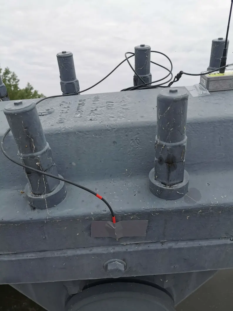 Configuration de l'équipement de mesure sur la structure du pont